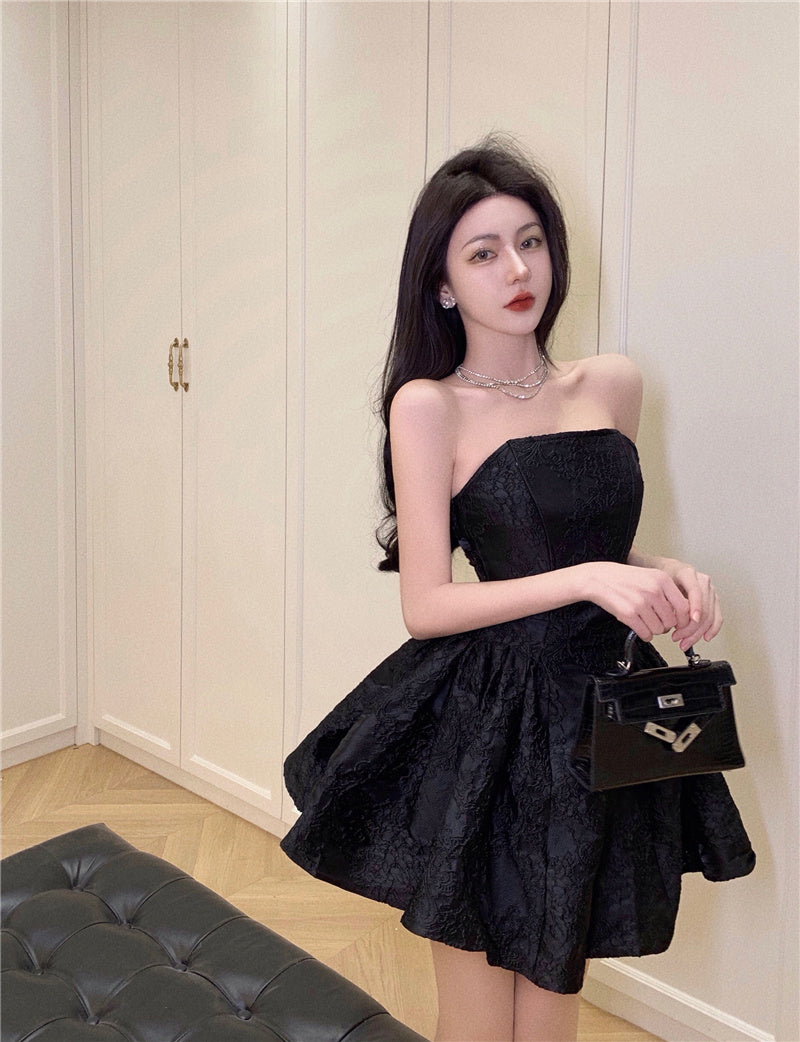 French Hepburn style high-end puffy short skirt 2025 summer new sexy tube top dress R3793