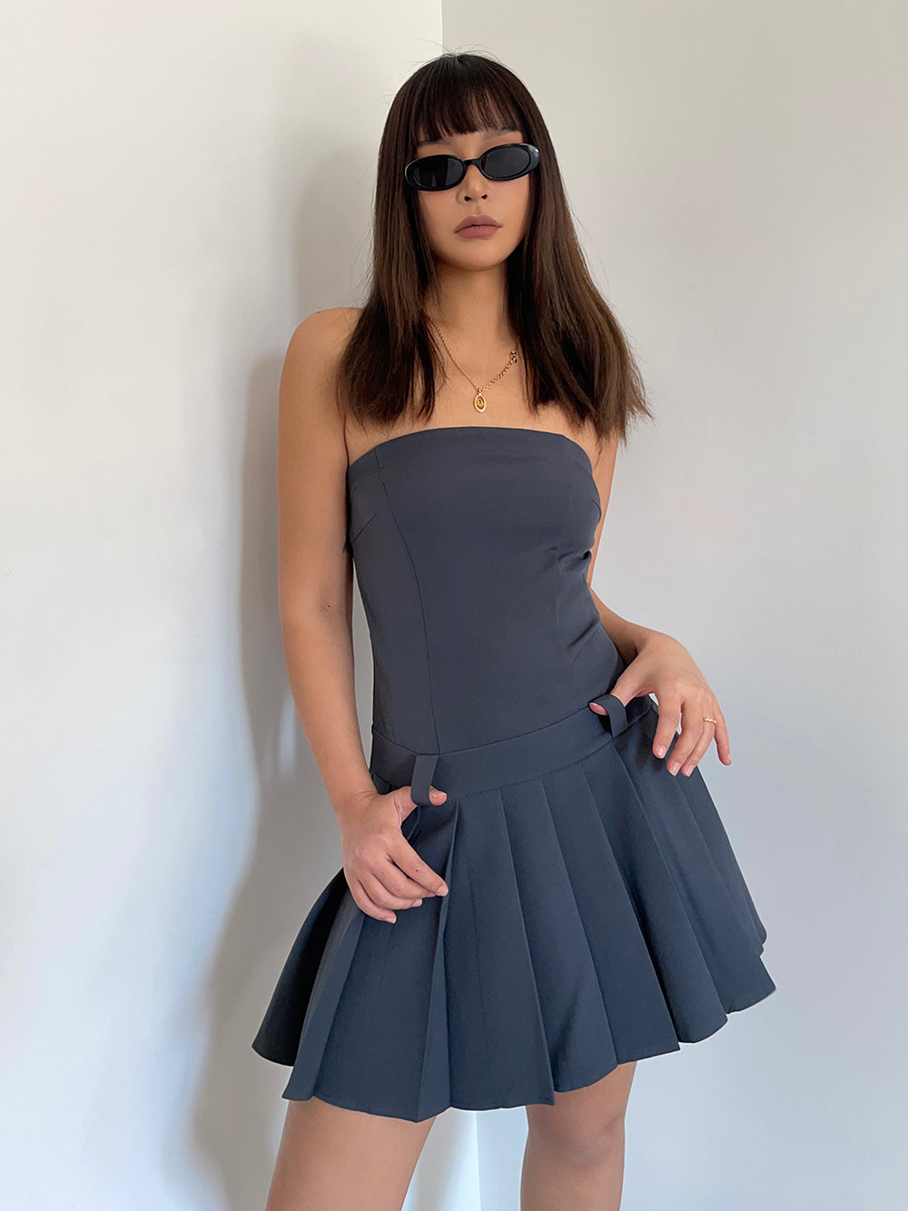 Hot girl college style tube top dress female summer sexy high waist slim fit pleated short skirt R3075