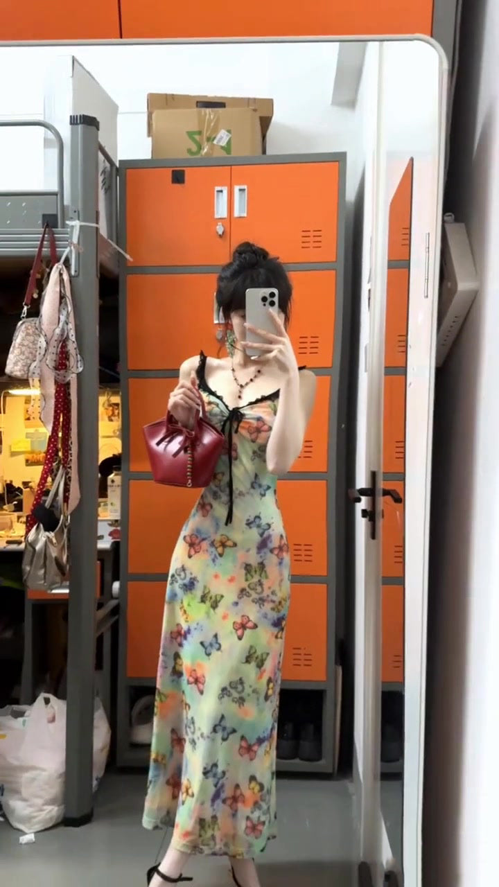 Floral suspender dress with gentle temperament, slim waist and hip skirt R0574