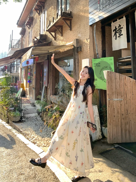 Sleeveless vest floral dress beautiful holiday style loose temperament long dress R0753