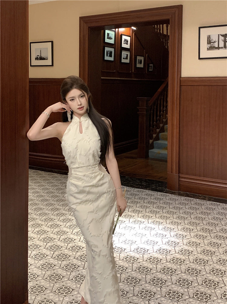 New Chinese cheongsam young style sleeveless halter neck dress 2025 new R1802