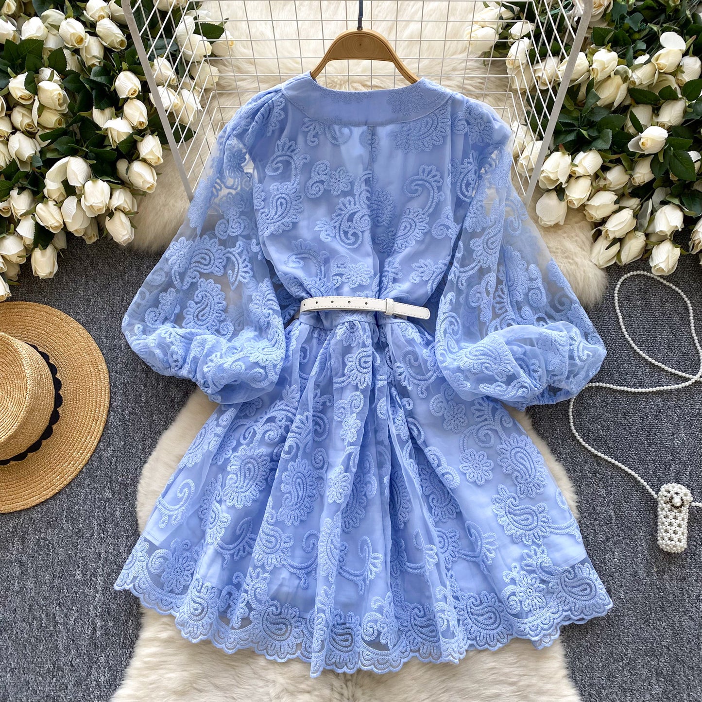 French court style V-neck lantern sleeves embroidered waist slimming A-line elegant dress R2146