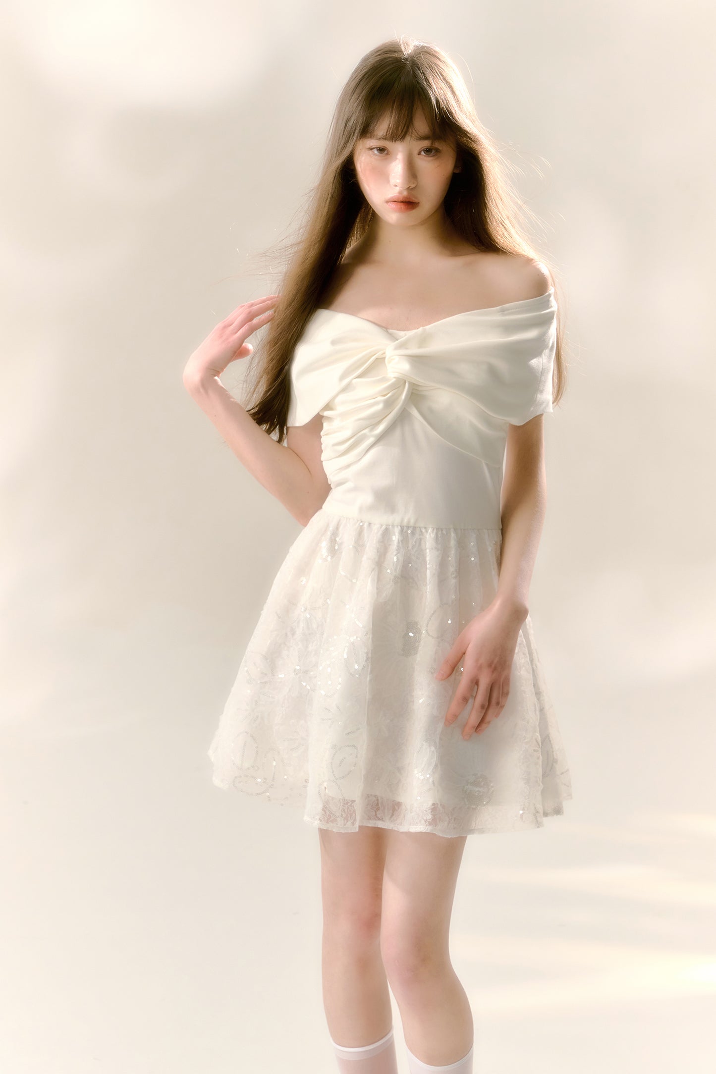 White one-shoulder dress knitted splicing sequined tutu skirt R5172