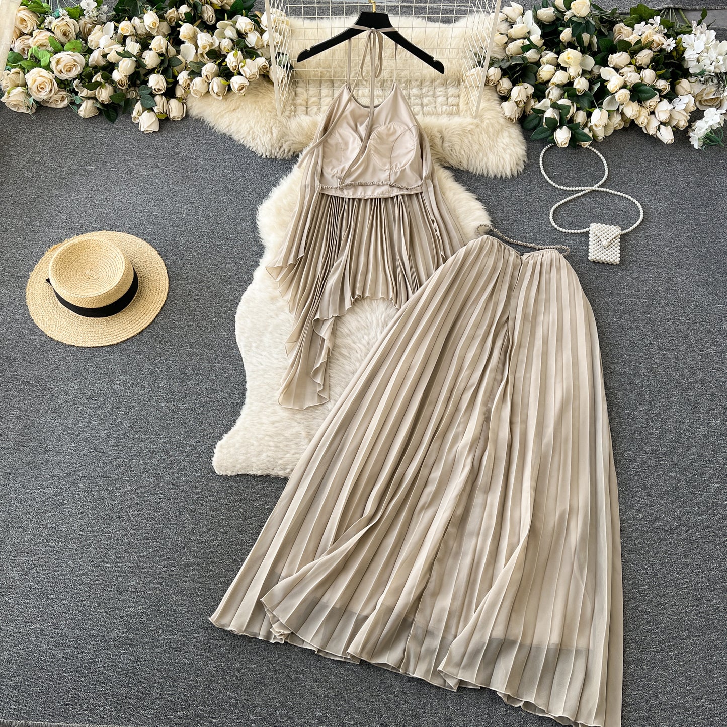 Beach Vacation Fashion Set Halter Neck Pleated Tank Top + High Waist Midi Skirt R2204