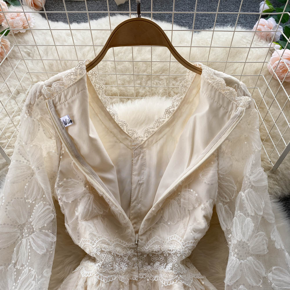 Gentle style waist slimming knee-length long sleeve A-line skirt elegant V-neck lace dress R2237