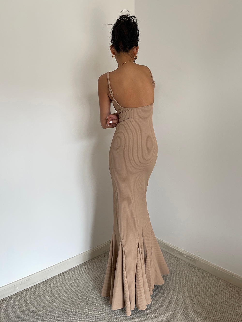 Sexy backless waisted hip dress hot girl slim fit show body holiday long dress R3076