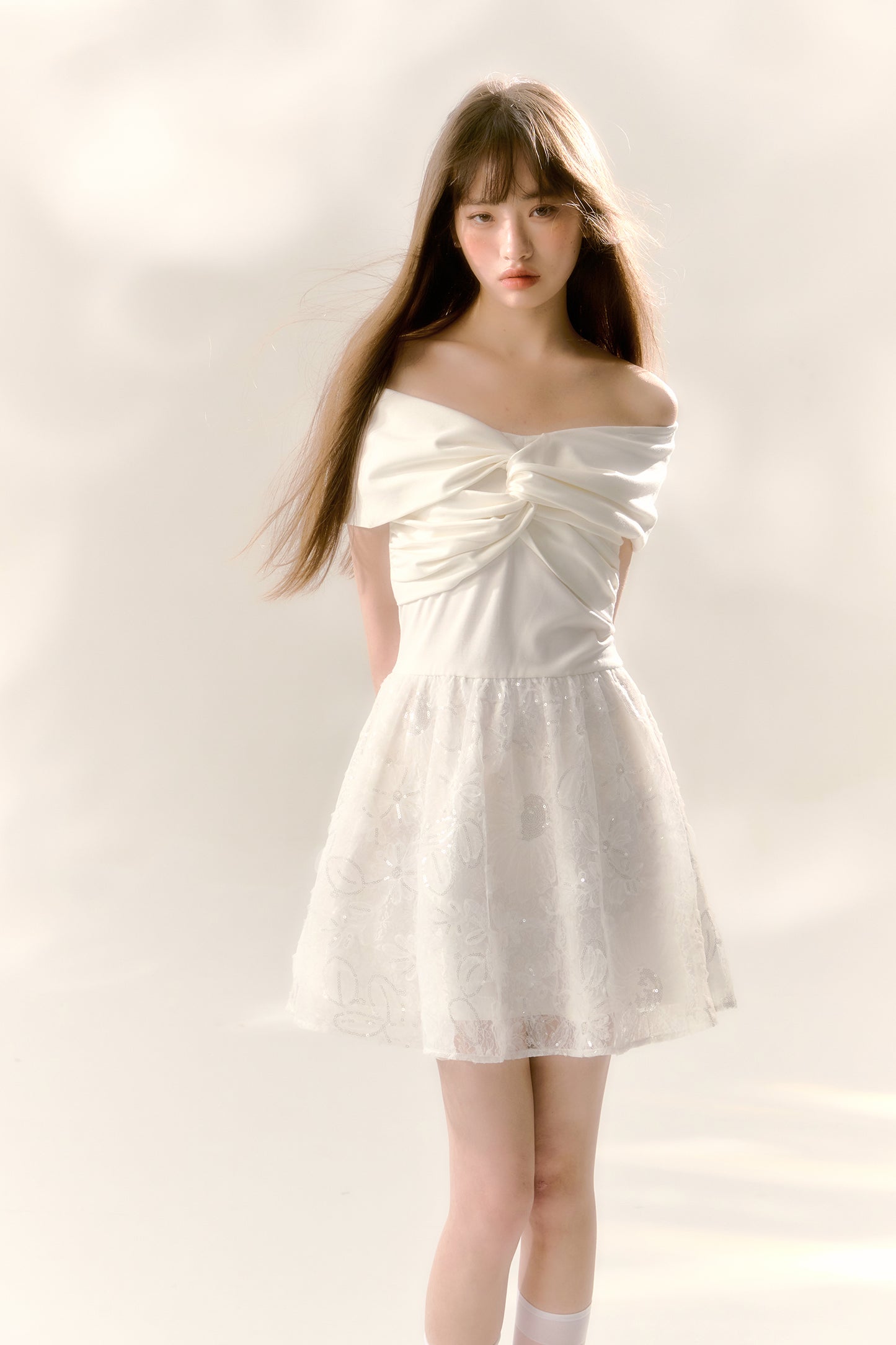 White one-shoulder dress knitted splicing sequined tutu skirt R5172