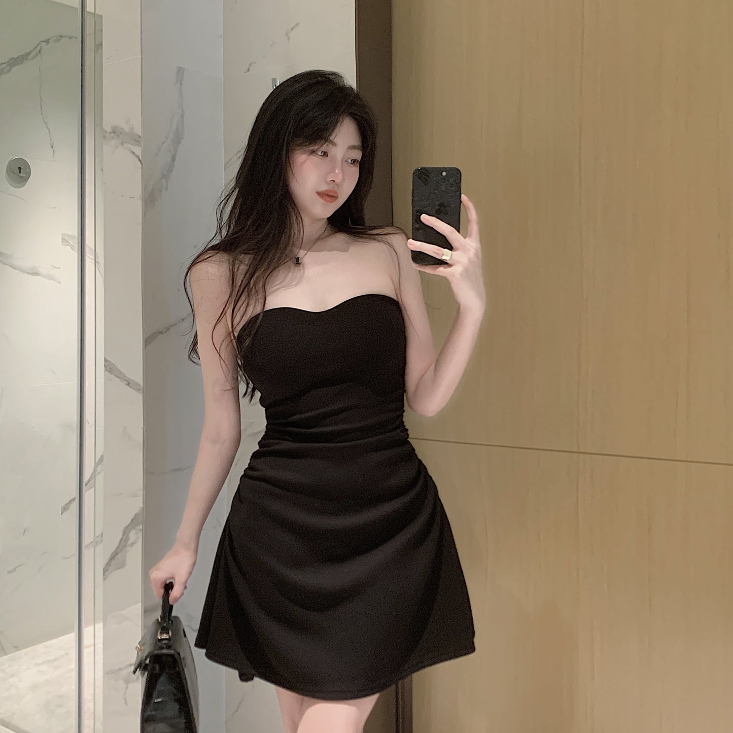 Tube top design fishtail hem A-line dress women's waist dress little black dress R3149