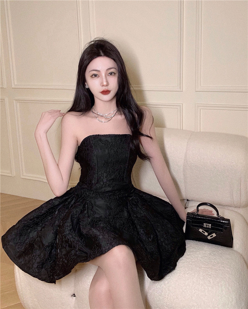 French Hepburn style high-end puffy short skirt 2025 summer new sexy tube top dress R3793