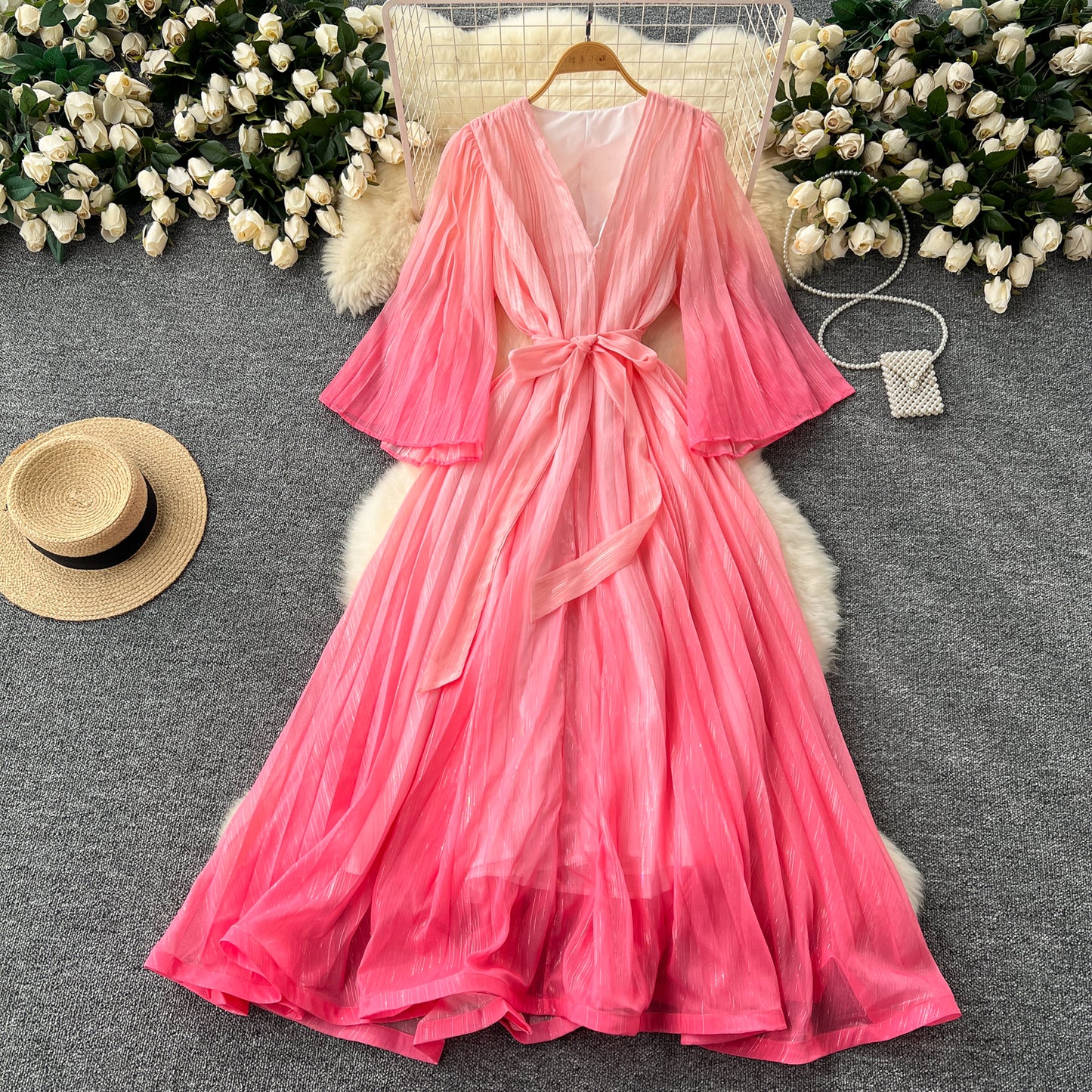 2025 new style light mature style waist tie loose V-neck trumpet sleeve gradient color dress R2230