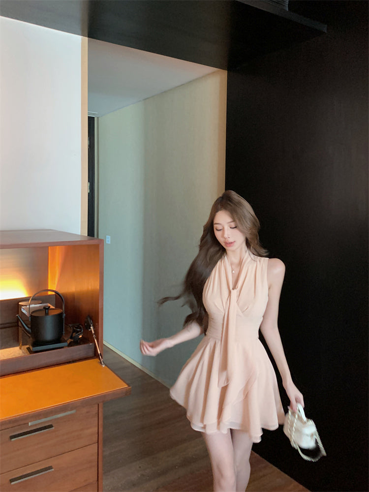 Pink V-neck sleeveless vest dress gentle temperament waist A-line short skirt R0844