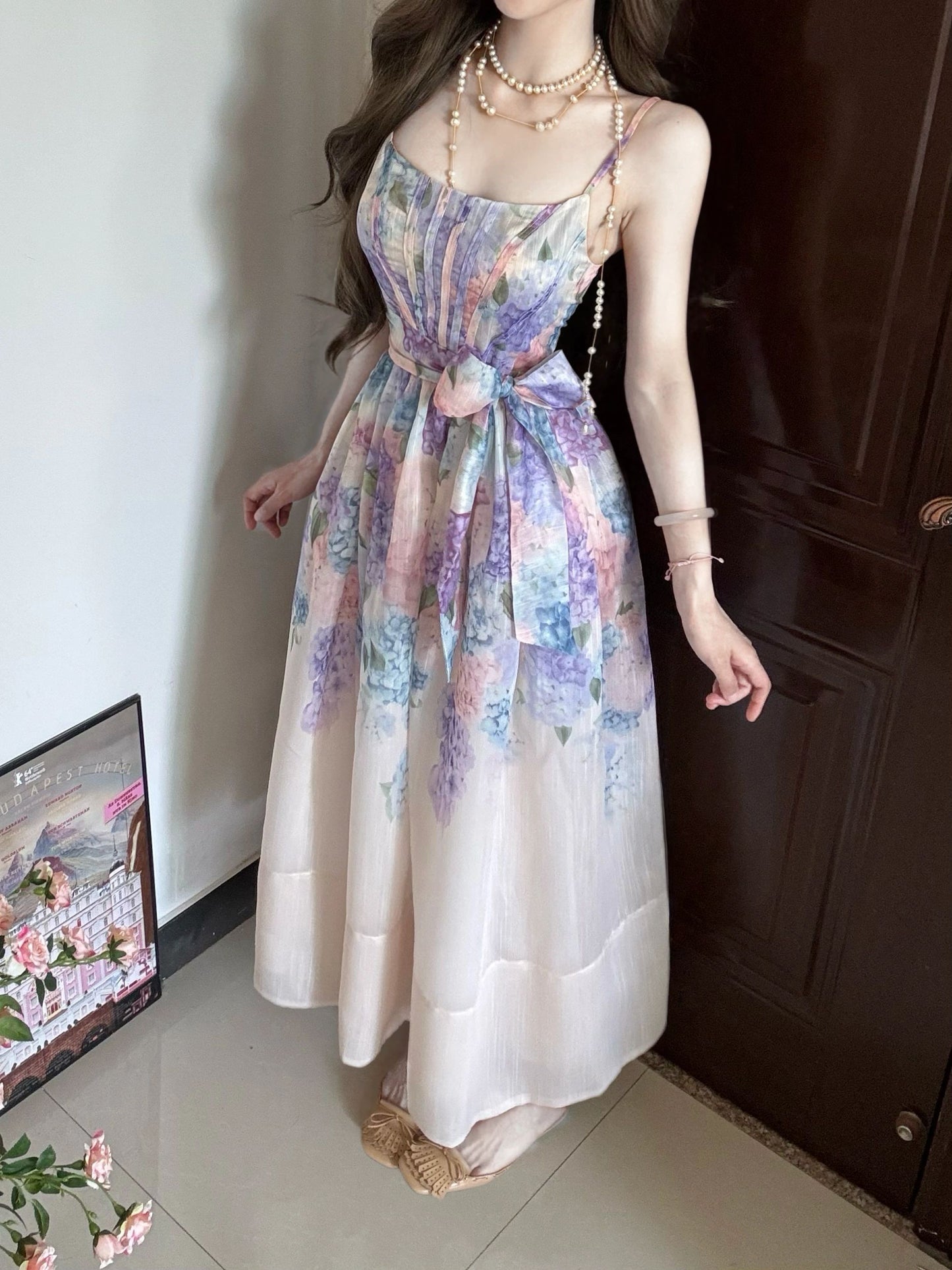 Oil painting floral suspender dress with elegant waist and beautiful small skirt R0597