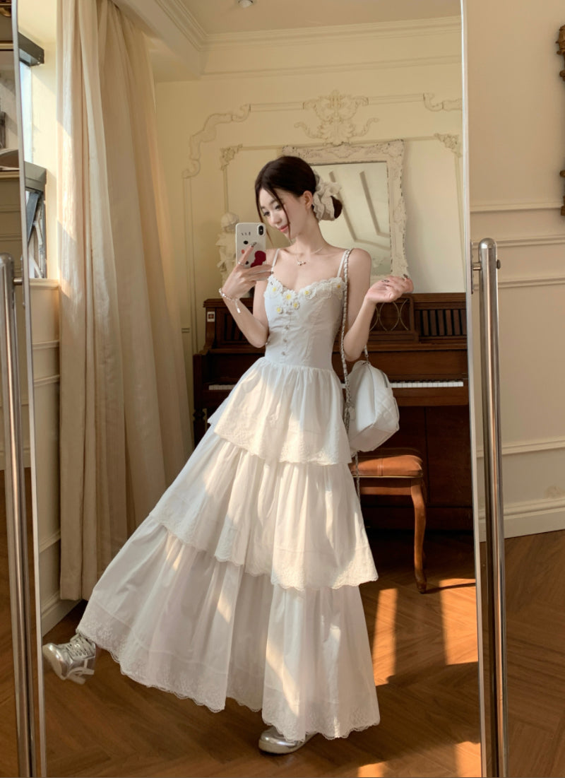 Beautiful little skirt lace splicing cake sling long dress R0778