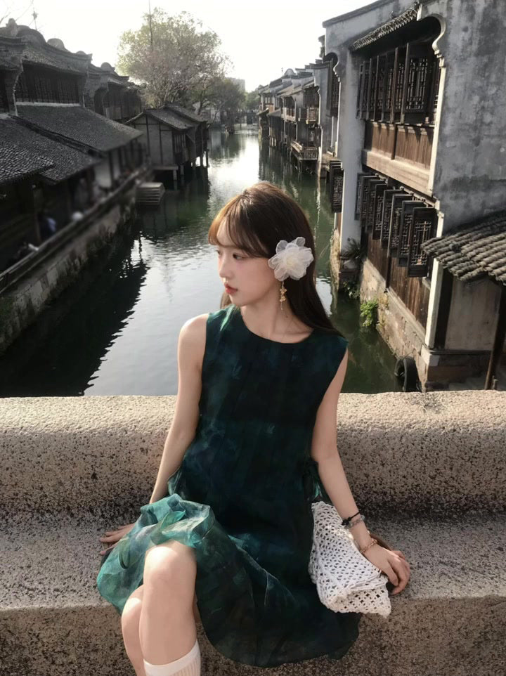 Retro green sleeveless vest dress gentle and sweet style waist A-line short skirt R0706