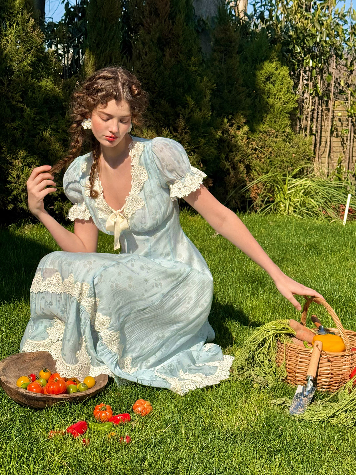 French pastoral fresh baby blue long short-sleeved lace dress R5113