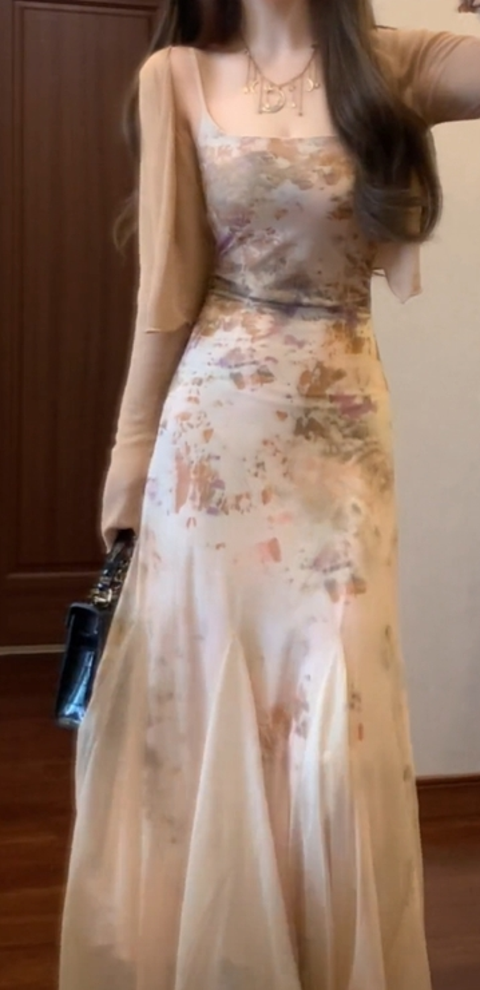 Floral suspender skirt gentle temperament beautiful waist slim hip skirt R0637