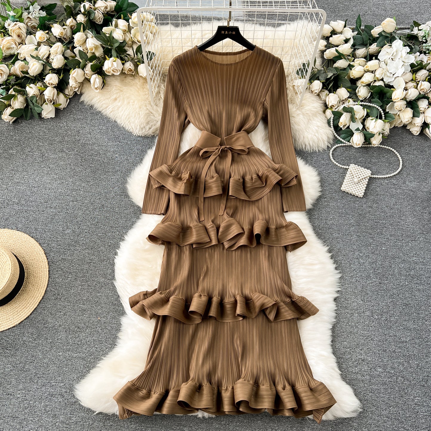 Banquet dress high-end niche ruffle cake skirt pleated slim long dress R2151