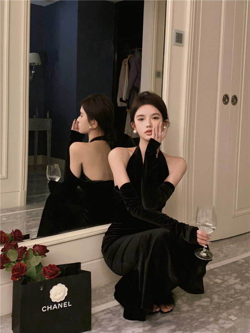 Retro halter neck velvet dress 2025 sexy temperament hip fishtail dress R1493