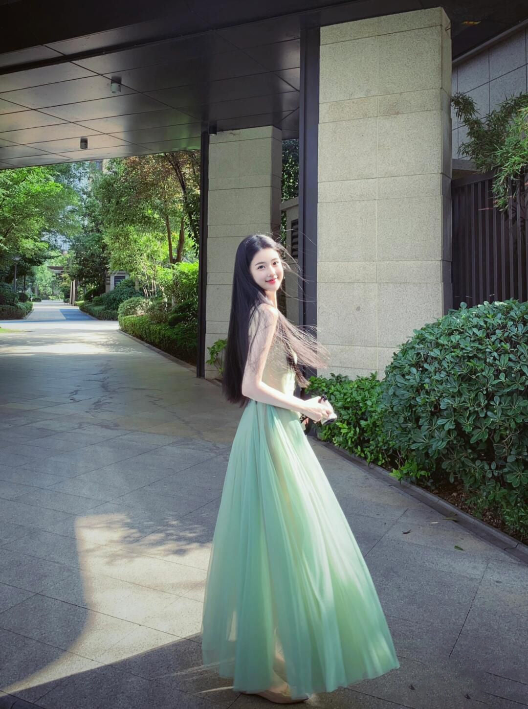 Green mesh suspender dress temperament fairy long skirt beautiful summer skirt R0783