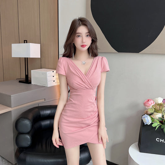 Fashion short-sleeved dress irregular waist slimming French temperament pure desire V-neck hip skirt R3672