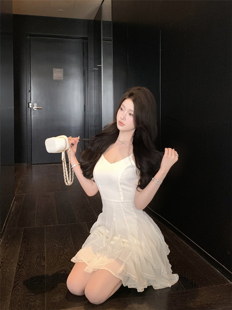 Gentle style v-neck ruffled suspender dress temperament waist A-line short skirt R0594