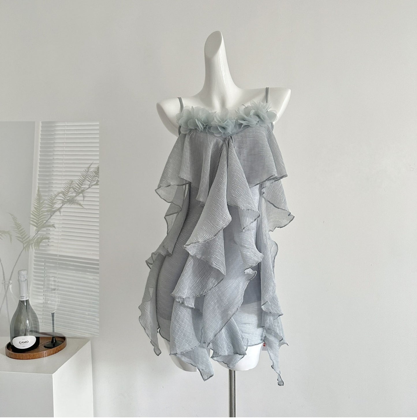 Multi-layered ruffled V-neck chiffon suspender dress with flowers for holiday R2128