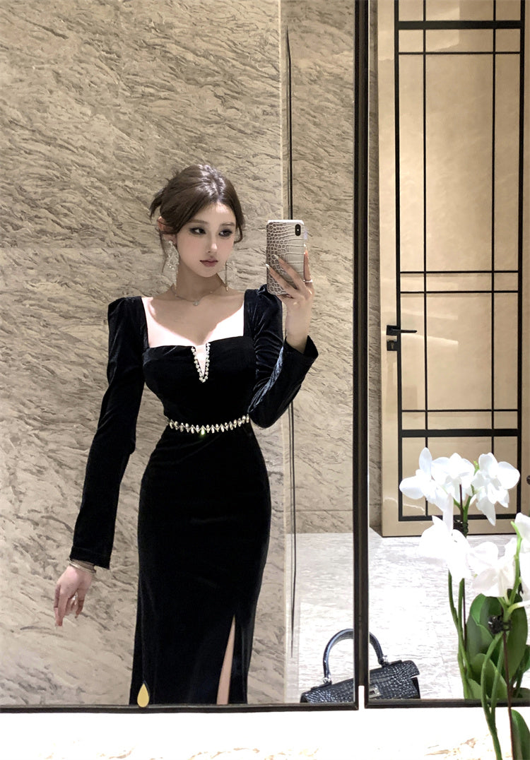Hepburn style French black dress high-end niche temperament square neck long sleeve dress R1793