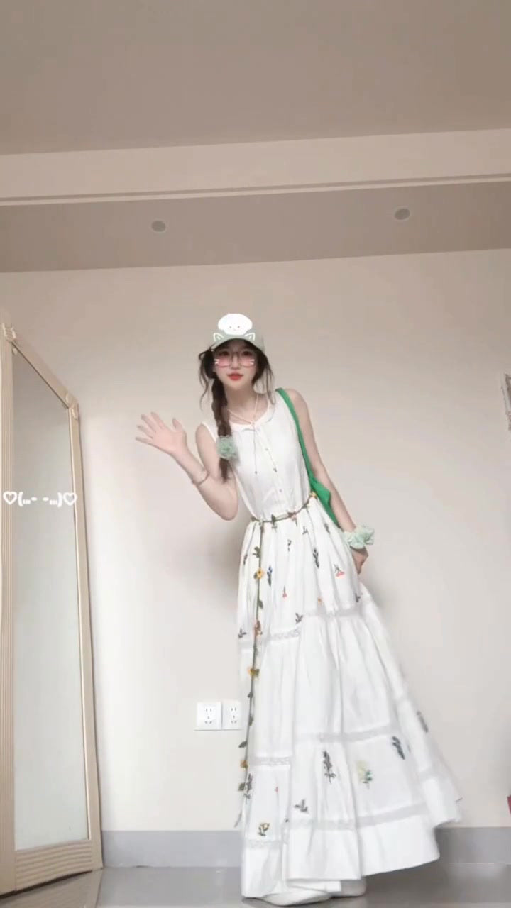 Sleeveless vest floral dress gentle temperament waist A-line long skirt R0709