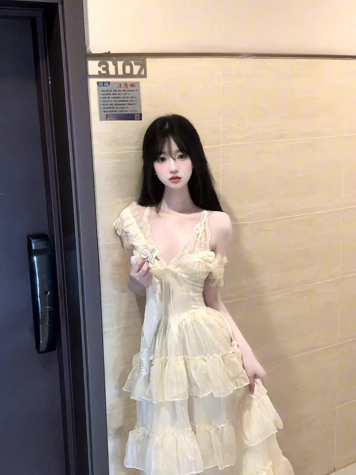 Summer beautiful little skirt gentle temperament lace v-neck suspender dress R0850