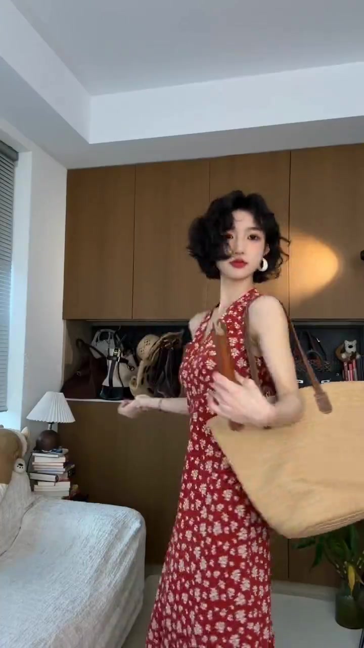 Retro red v-neck floral halter dress with waist and backless beautiful temperament long dress R0698