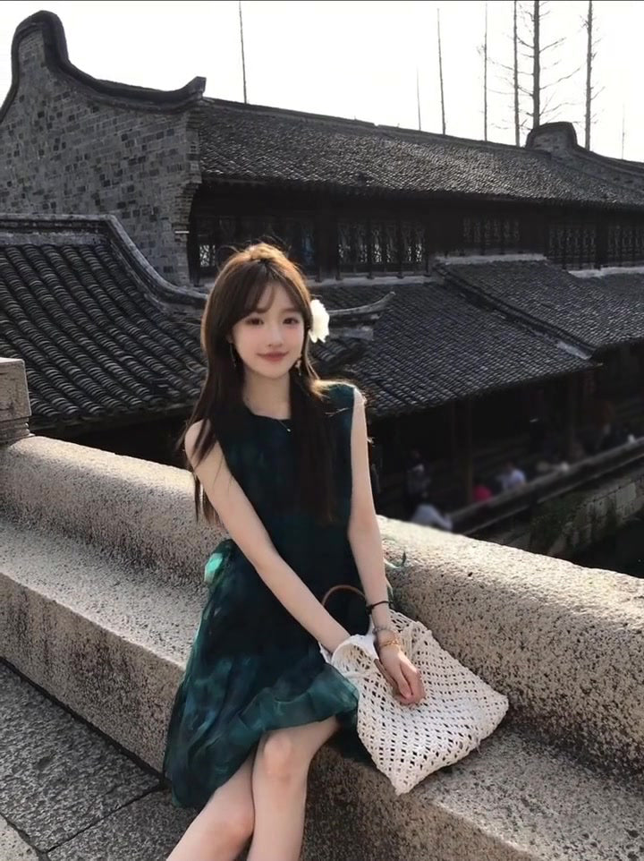 Retro green sleeveless vest dress gentle and sweet style waist A-line short skirt R0706