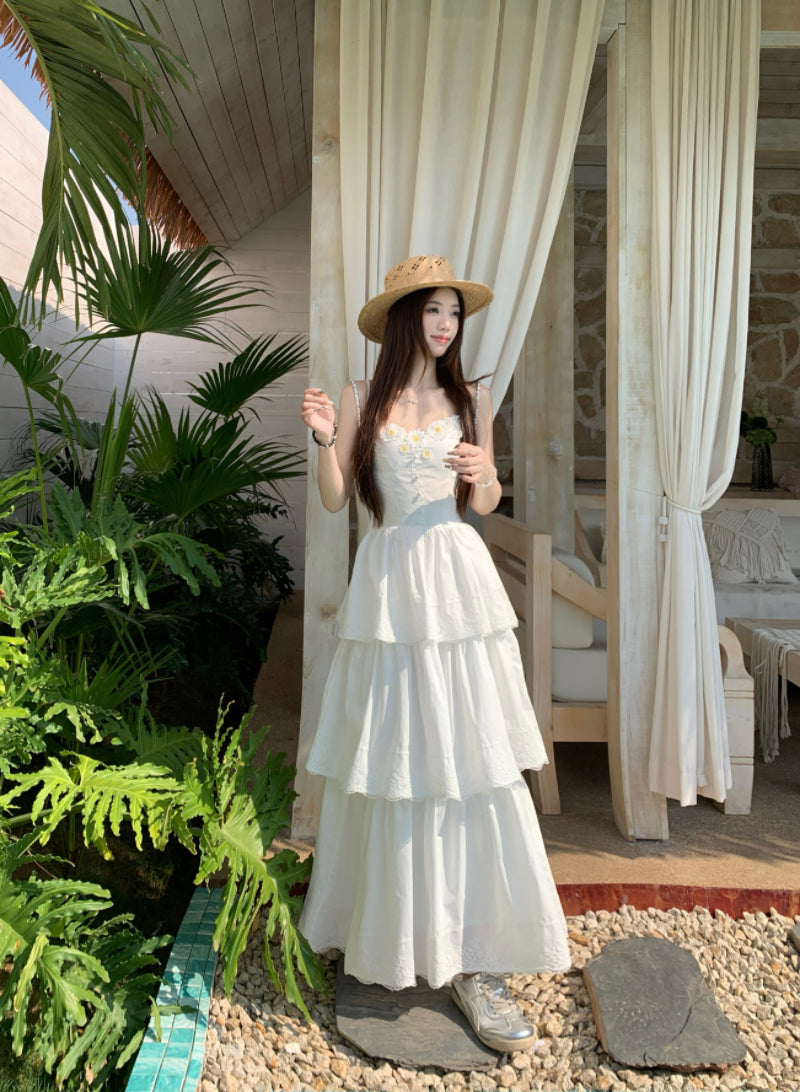 Beautiful little skirt lace splicing cake sling long dress R0778