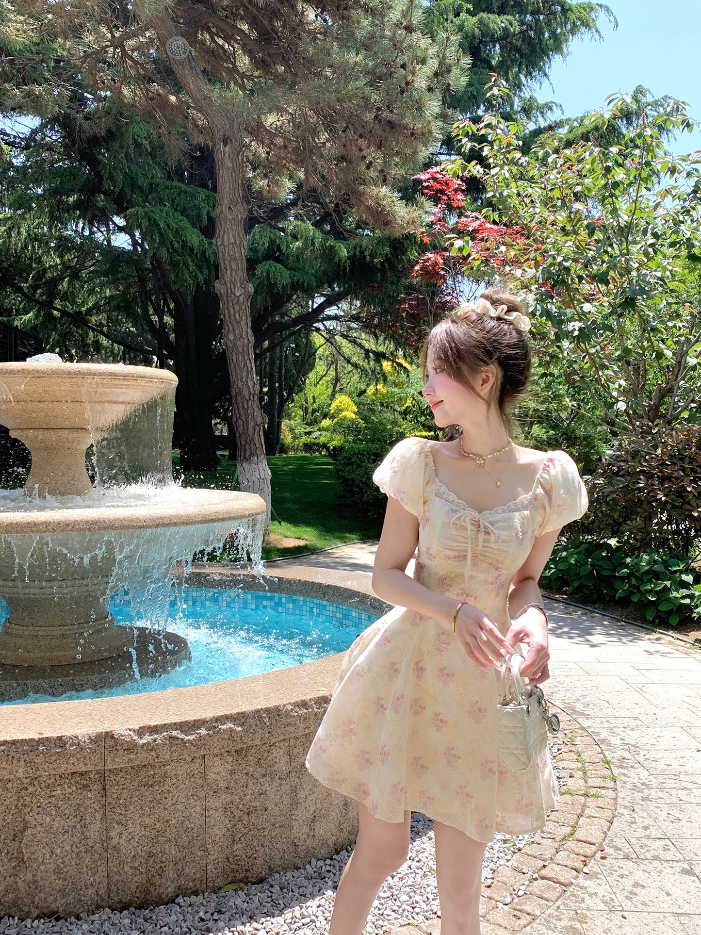 French yellow floral short-sleeved dress, beautiful summer skirt R3867