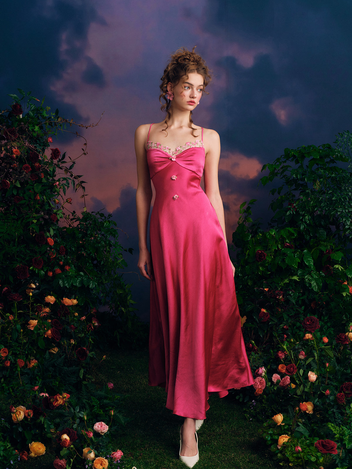 French romantic temperament drape satin suspender dress long skirt homecoming dress R5122