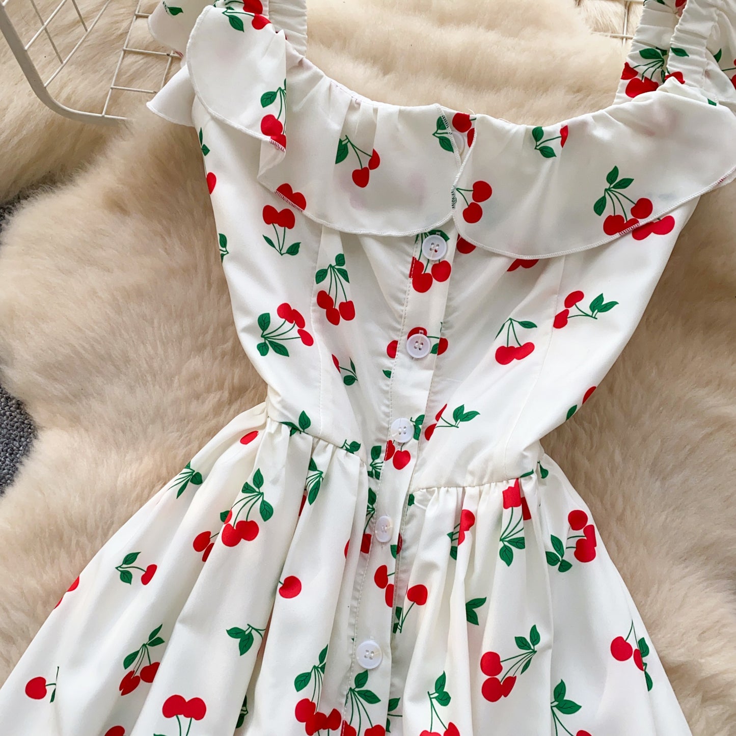 French style square collar, small flying sleeves, slim waist, single-breasted cherry print dress R2339