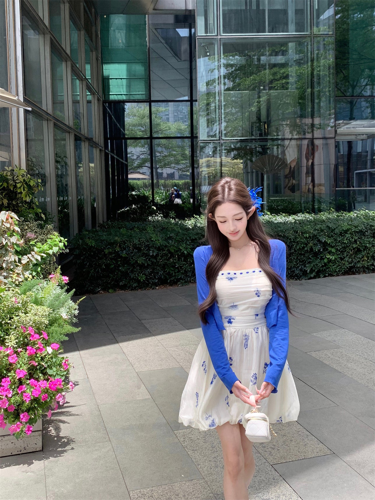 Blue floral suspender dress gentle temperament beautiful waist bud short skirt R0784