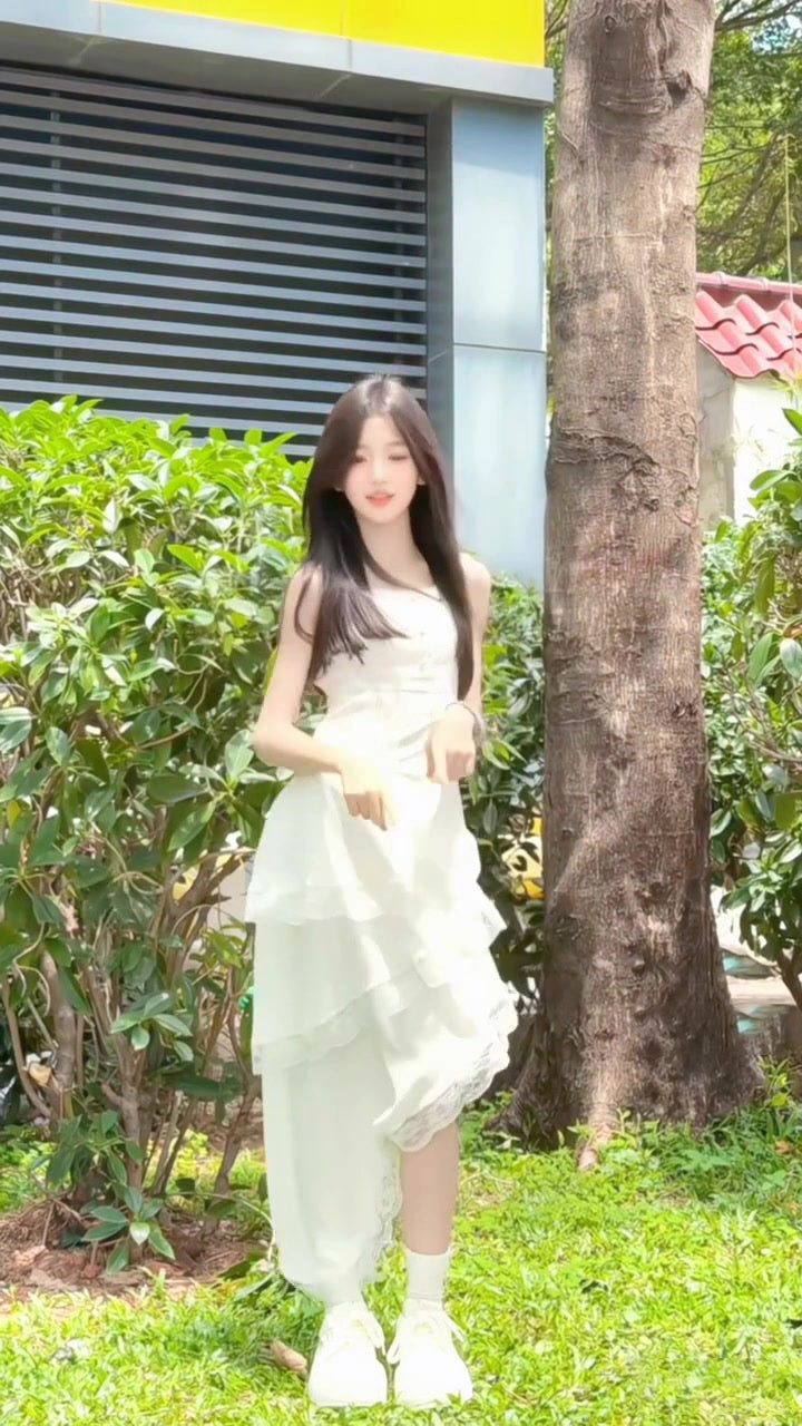 Irregular white suspender dress gentle temperament beautiful summer skirt R0756