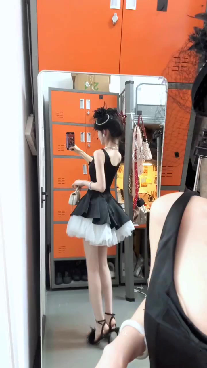 French black suspender dress retro temperament waist fluffy mesh dress R0885