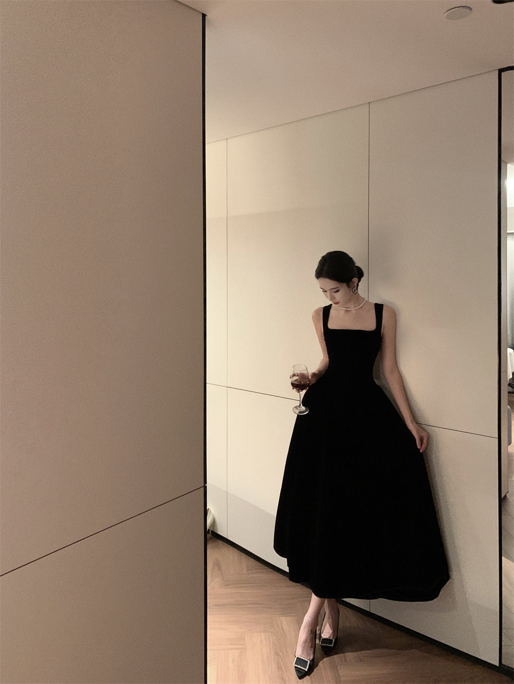 French square neck velvet suspender dress waist temperament dress black long skirt R1423