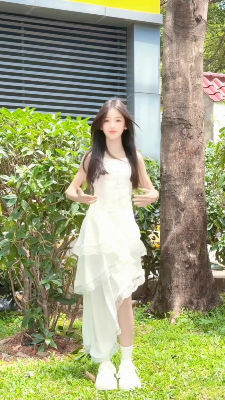 Irregular white suspender dress gentle temperament beautiful summer skirt R0756