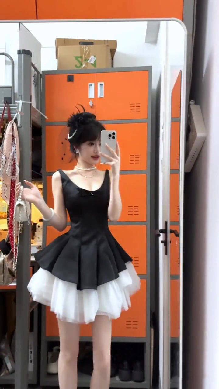 French black suspender dress retro temperament waist fluffy mesh dress R0885