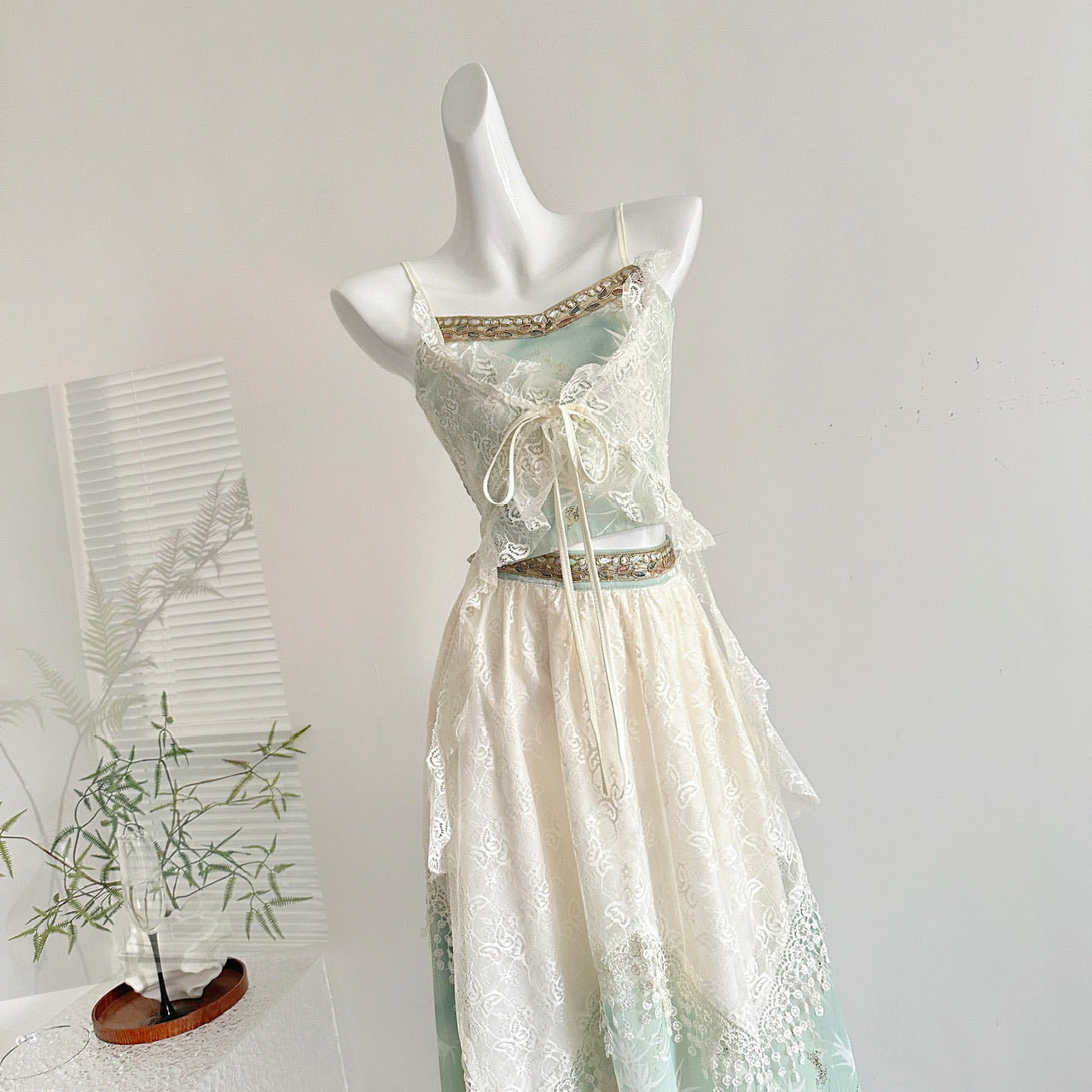 Embroidered Moon Exotic Style Fake Two-Piece Embroidered Suspender Lace Layered Skirt R2047