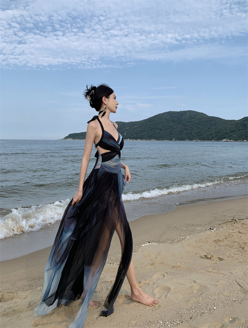 Holiday halter dress with open back for seaside travel wear beach skirt atmosphere R1569