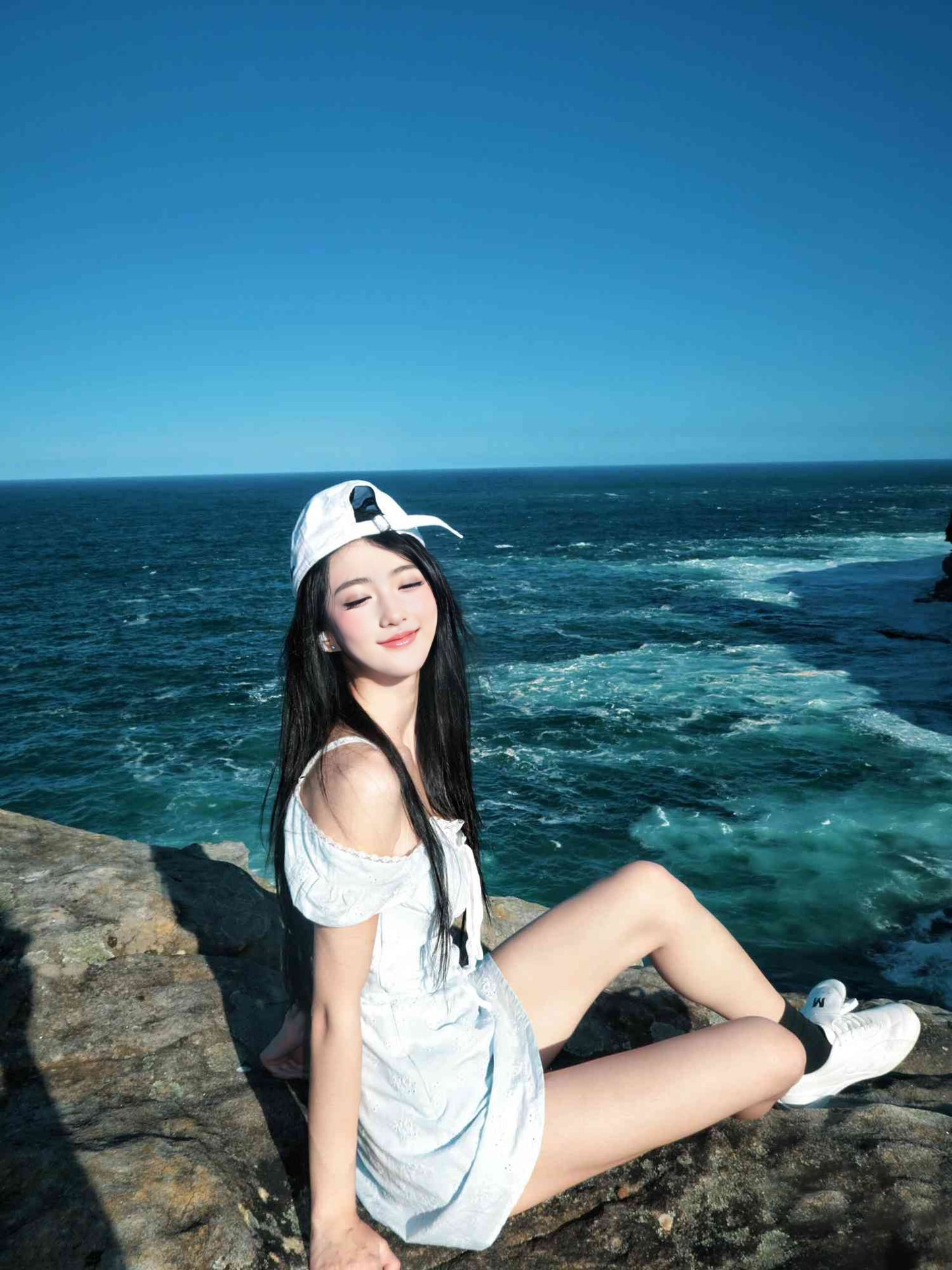 Gentle blue short-sleeved dress with elegant waist A-line short skirt R0828