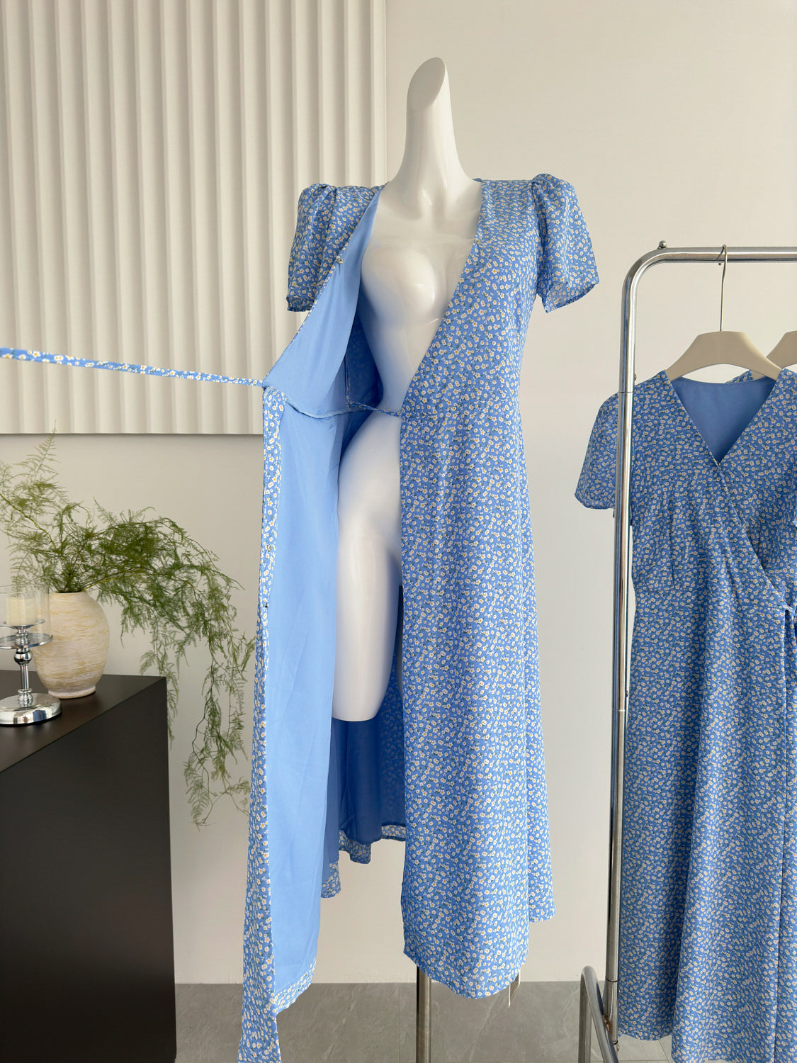 V-neck floral dress, loose short sleeves, waist-length holiday style long dress R2068