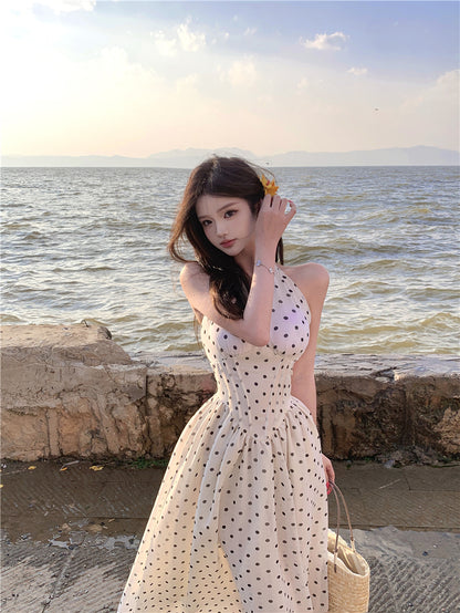 Small v-neck halter neck polka dot long dress with backless herringbone waist R0549
