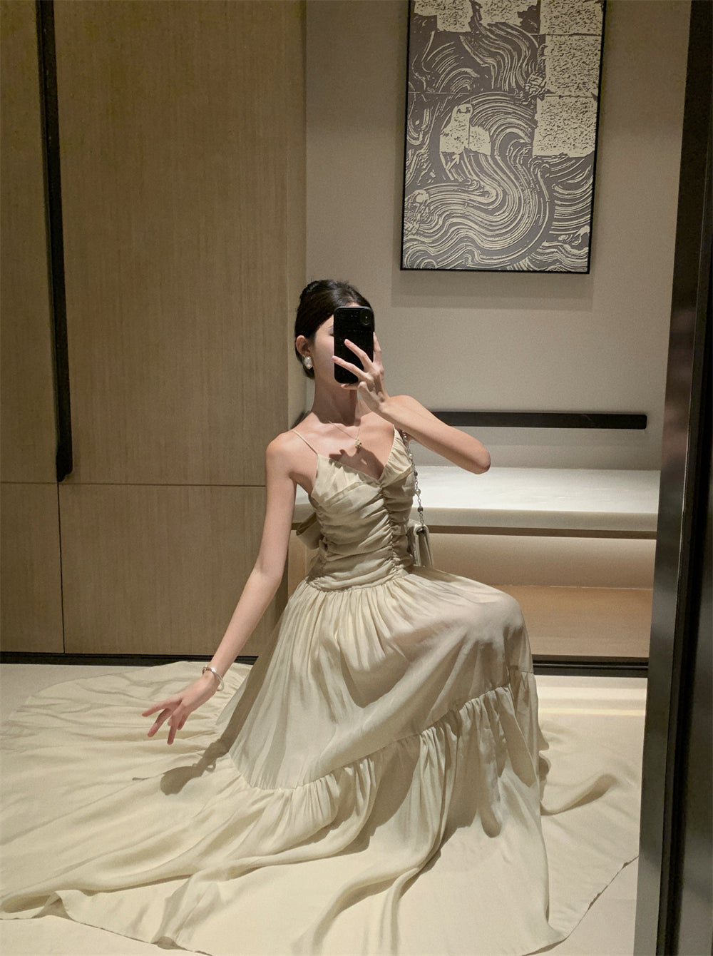 French high-end backless suspender dress sexy V-neck super fairy A-line long skirt R1467