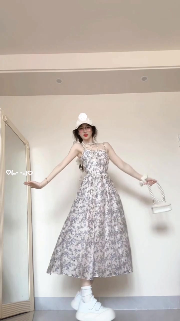 Floral suspender dress new style beautiful waist temperament long dress R0590