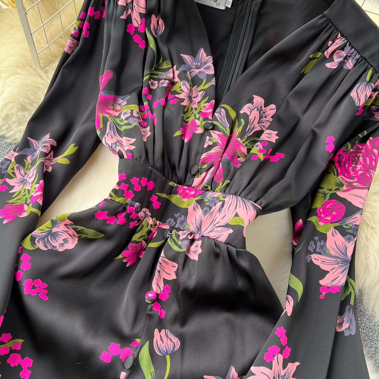 Temperamental and elegant dress 2025 new waist lantern sleeves printed dress long skirt R2246