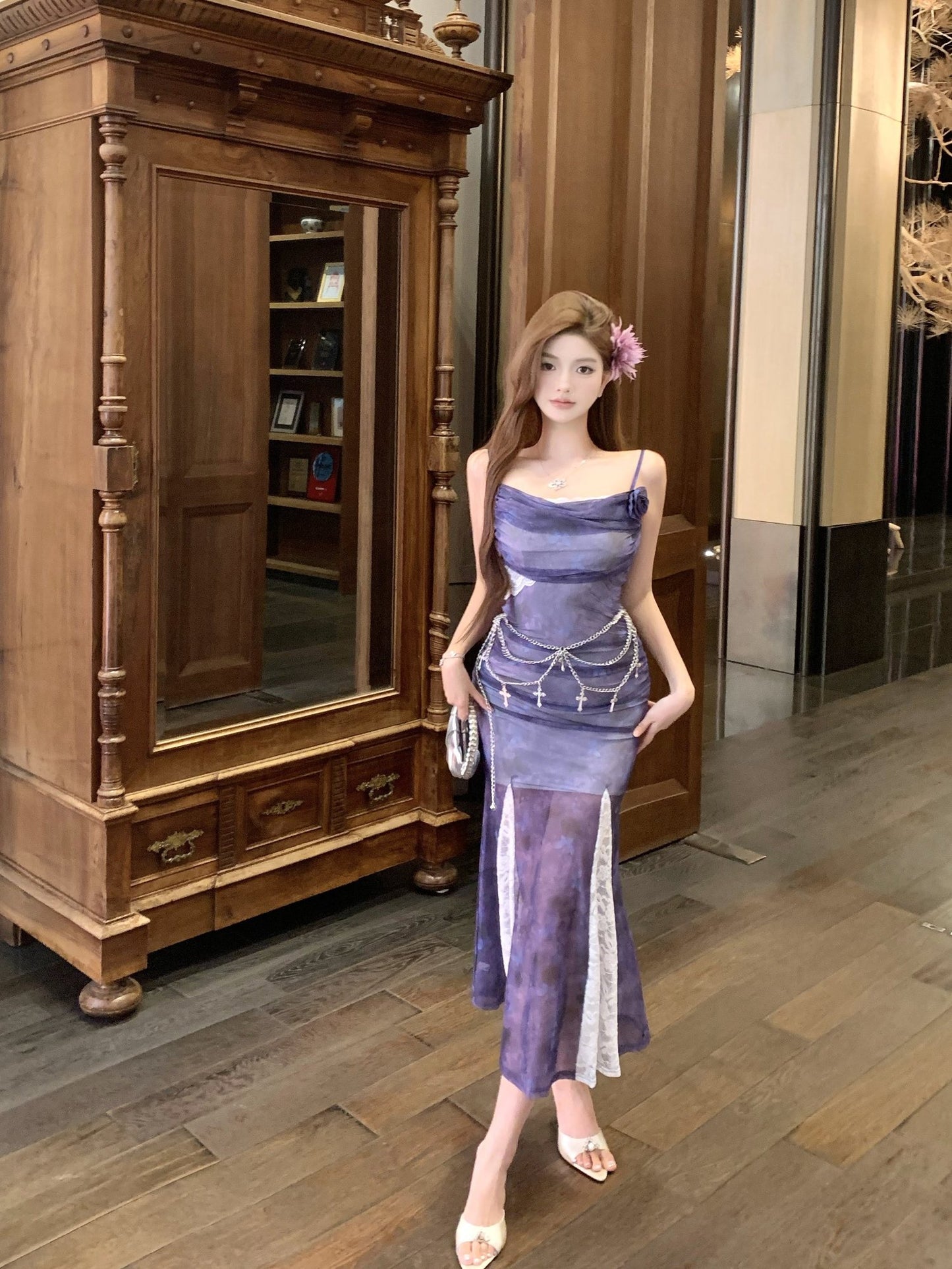 Beautiful small skirt waist hip skirt purple floral suspender dress R0635